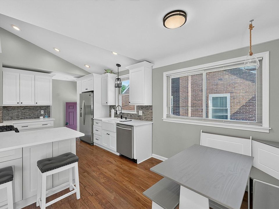 6796 Norwood Ave, photo 14