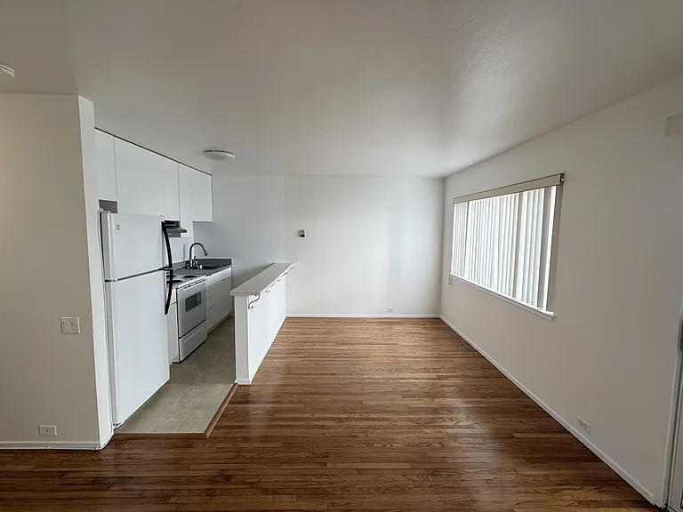 155 Haight — Photo 11
