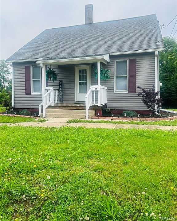 1st image of 638 S 5th St