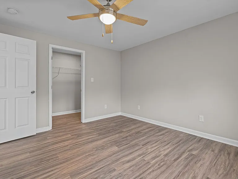 Liberty Point Apartments — Photo 50