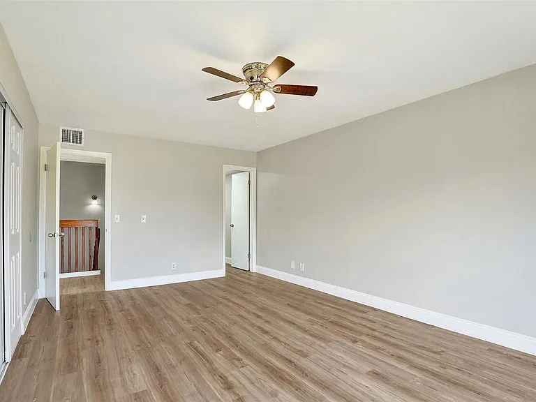 4872 NW 95th Ave — Photo 14