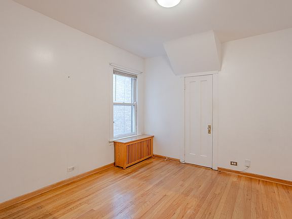 5th image of 5250 N Lieb Ave #1