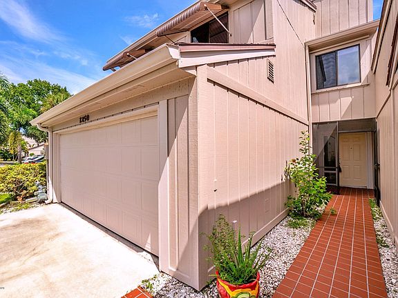4th image of 1250 Admiralty Blvd #1250