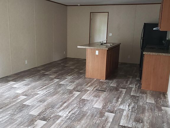 5th image of 12801 Cove Dr