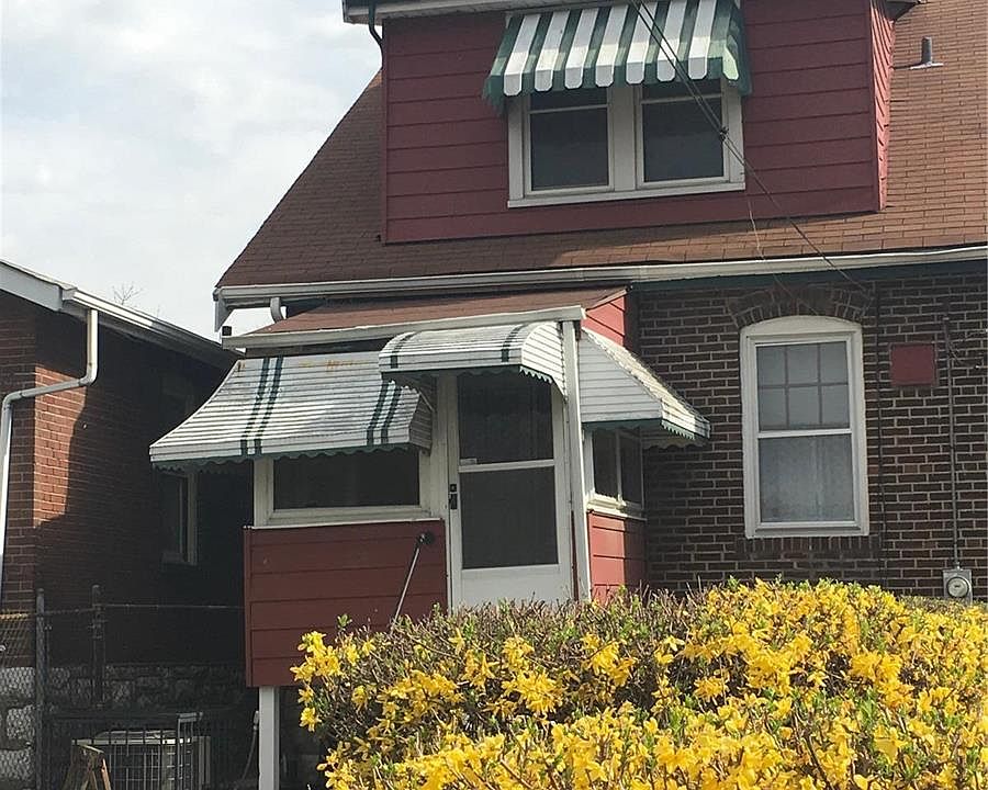 2nd image of 4814 Margaretta Ave