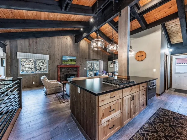 1352 Valais Way, Incline Village, NV 89451