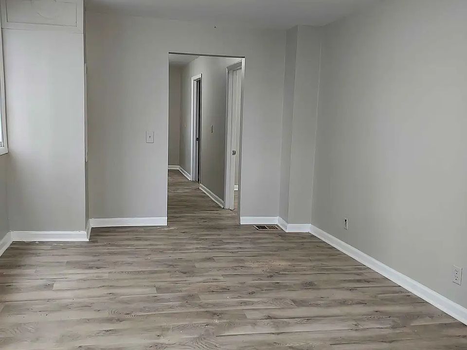 1st image of 508 New York Ave APT 1