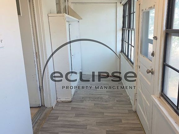 2nd image of 413 Denver Ave