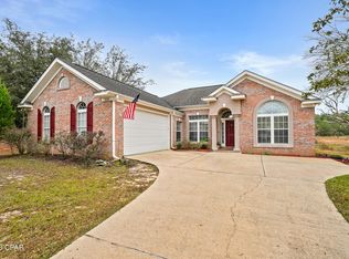 4146 Riddle Ct, Chipley, FL 32428