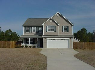 191 Morgan Cove Dr, Burgaw, NC 28425