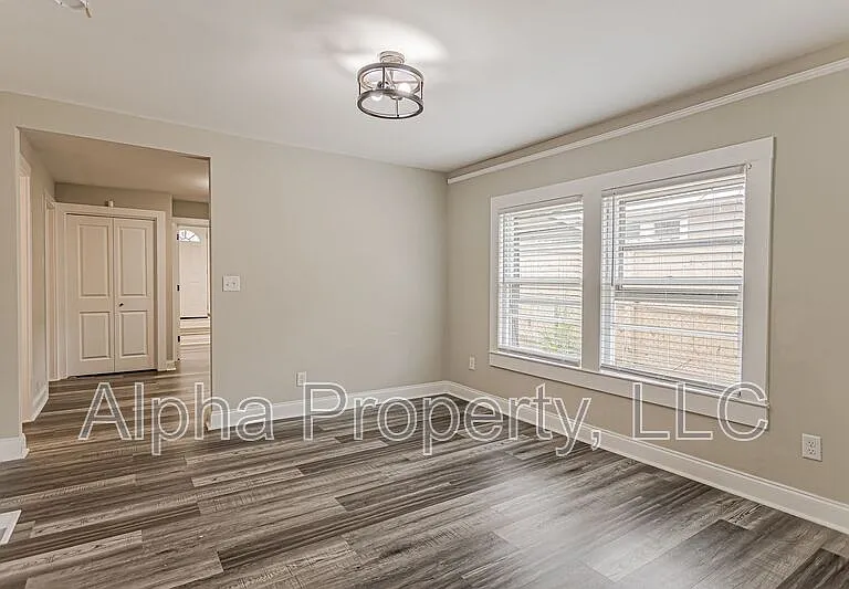 9 Highlawn Ave — Photo 7