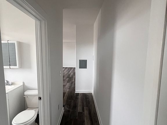 4th image of 447 64th St APT 8