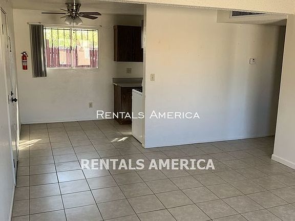 2nd image of 2927 N Geronimo Ave
