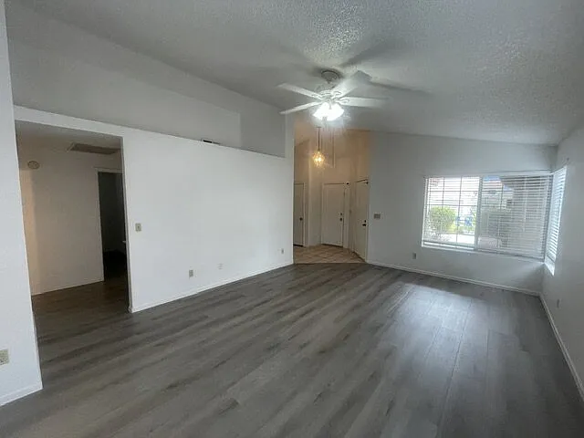 1429 Lilac Breeze Cir — Photo 21