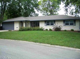 1006 Barton Dr, Normal, IL 61761