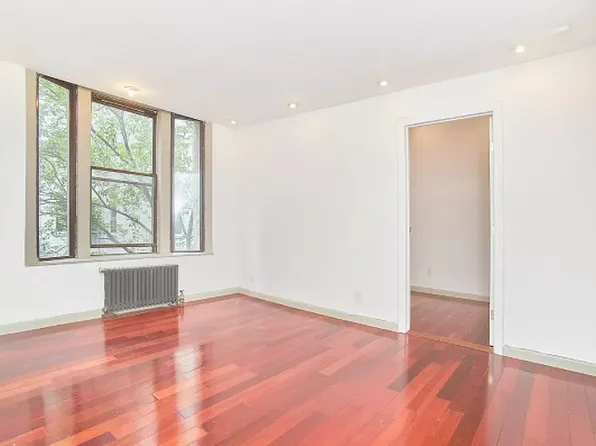 152 E 22nd St #6X, New York, NY 10010