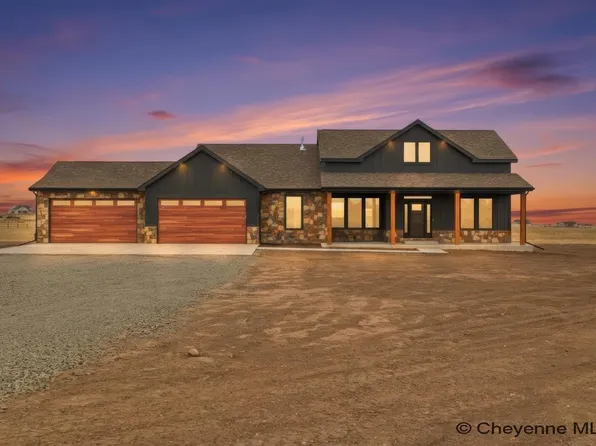 11801 Three Dots Ct, Cheyenne, WY 82009