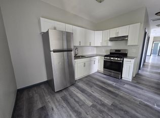 71 W Runyon St #31E, Newark, NJ 07108