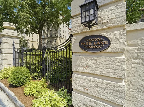 2 Park Lane #4C, Mount Vernon, NY 10552