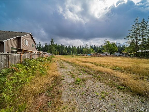 3rd image of 18405 35th Ave NE