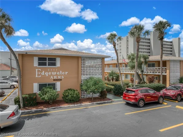 2111 Lakeview Dr APT 8B, Sebring, FL 33870