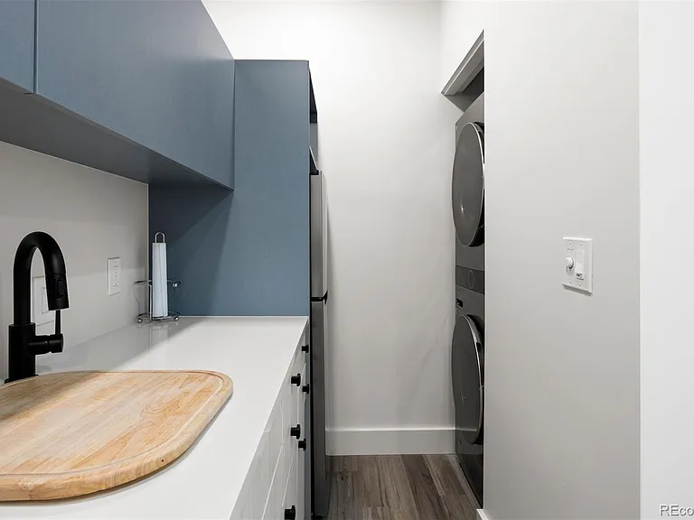 290 Madison St — Photo 39