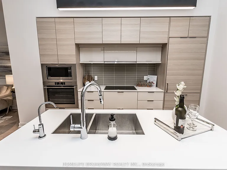 88 Scott St #207 — Photo 9