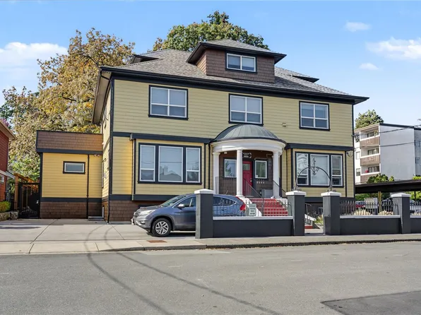 1064 Beverley Pl, Victoria, BC V8S 3Z8
