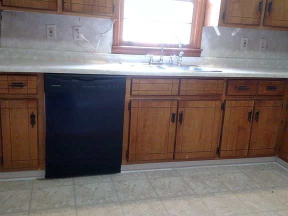 Kitchen - Dishwasher