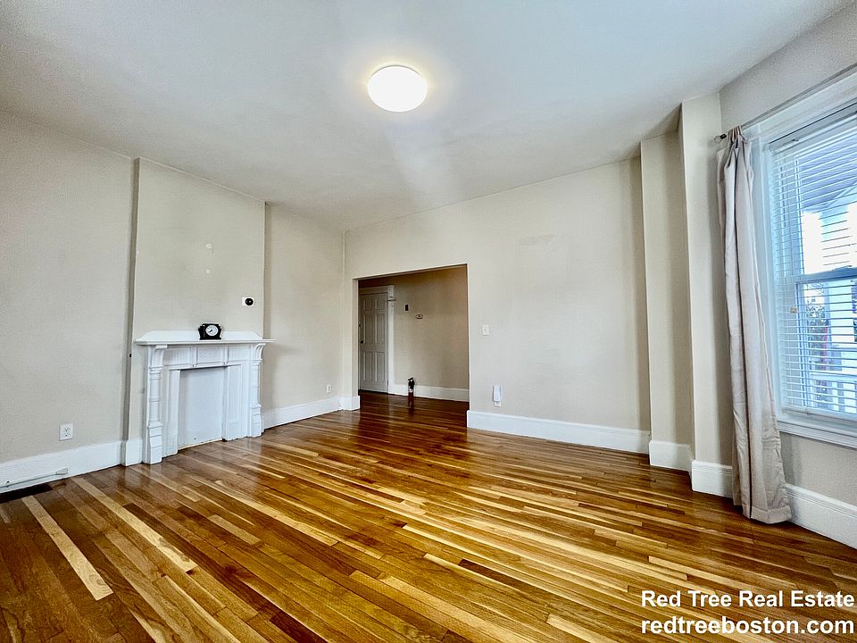 79 Millet St 1, Dorchester Center, MA 02124 Zillow