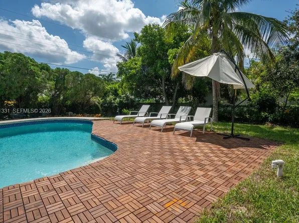 736 Prosperity Farms Rd, North Palm Beach, FL 33408