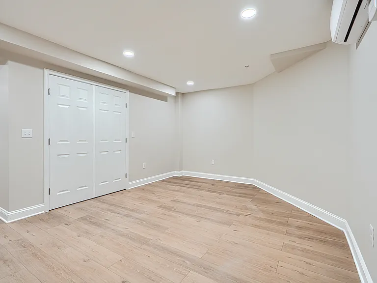 801 N Charles St #2 — Photo 5