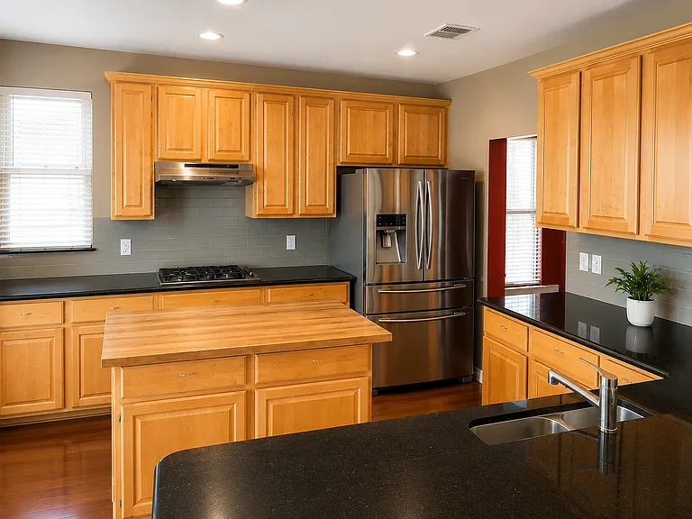 737 Westminster Way — Photo 5
