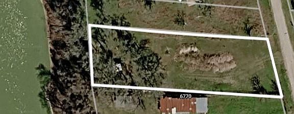 2nd image of 6770 River Oaks Dr