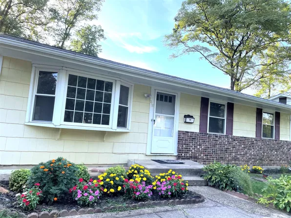 218 Upton St, Rockville, MD 20850