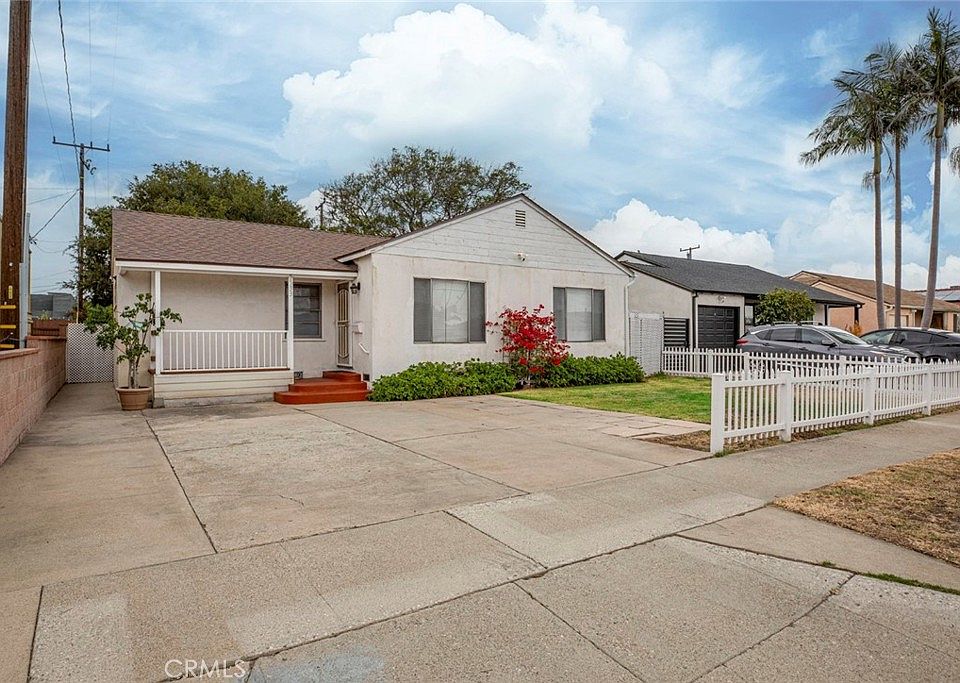 1st image of 5533 W 120th St