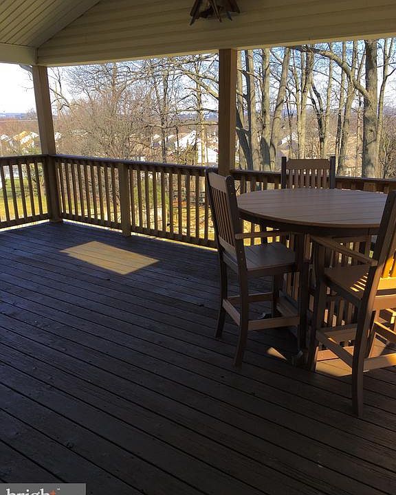 2nd image of 2709 Beacon Dr