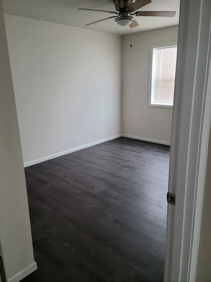 3 Bedroom Duplex — Photo 3