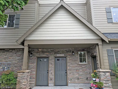 7936 NE Miriam Way Photo 1