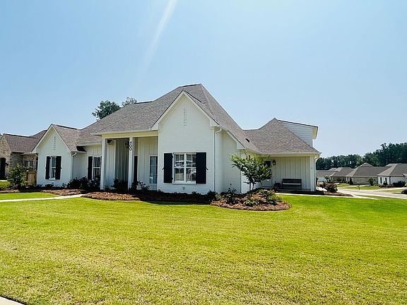 3rd image of 400 Crossvine Pl