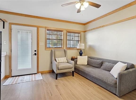 5th image of 504 Nursery Ave #C