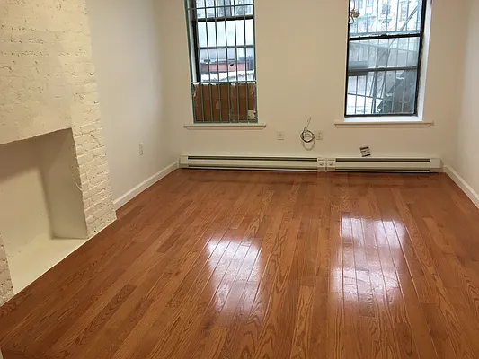 Rented by Century 21 New Golden Age Realty | media 1