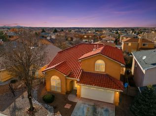 10331 Country Sage Dr NW, Albuquerque, NM 87114