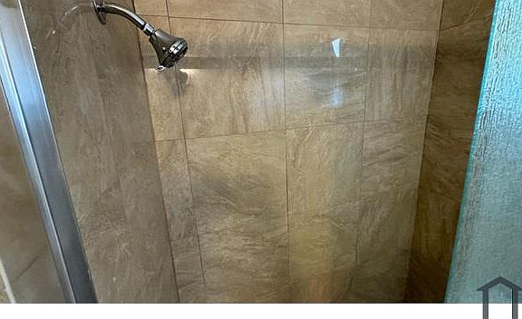 3rd image of 1430 Tami Lee Dr APT 2