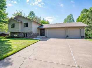 3031 Parkwood Ln, Duluth, MN 55811