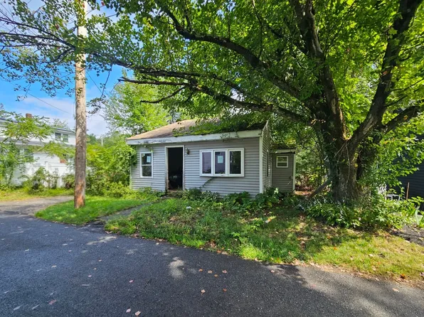 7 The Clearing St, Lunenburg, MA 01462