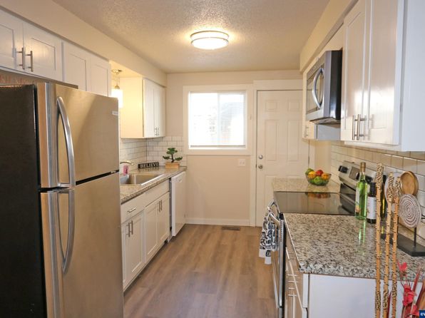 salem-oregon-449355435 picture