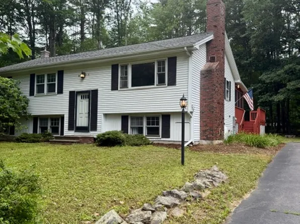 185 Long Hill Rd, Dover, NH 03820