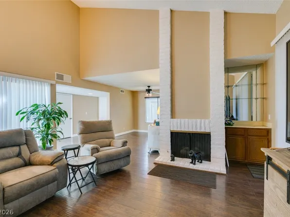 4647 Madreperla St, Las Vegas, NV 89121