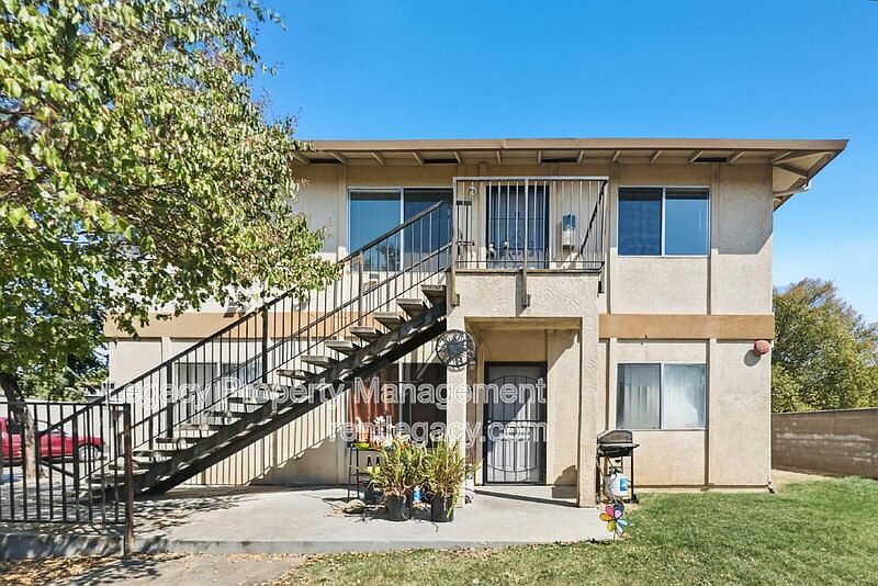 1st image of 2630 Darwin St APT 11